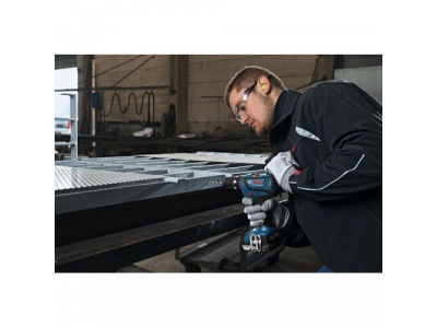 Аккумуляторная дрель-шуруповерт GSR 18-2-LI Plus Professional